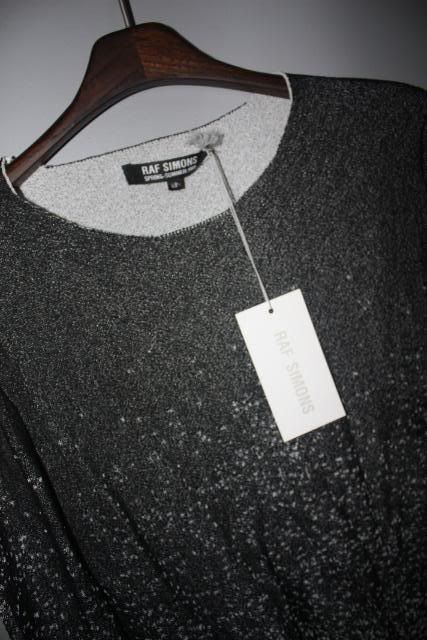 s2009sweater1.jpg