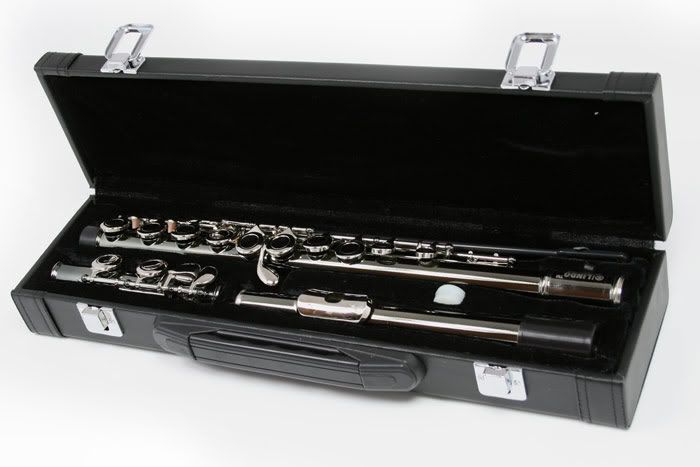 Black_Flute_InCase.jpg