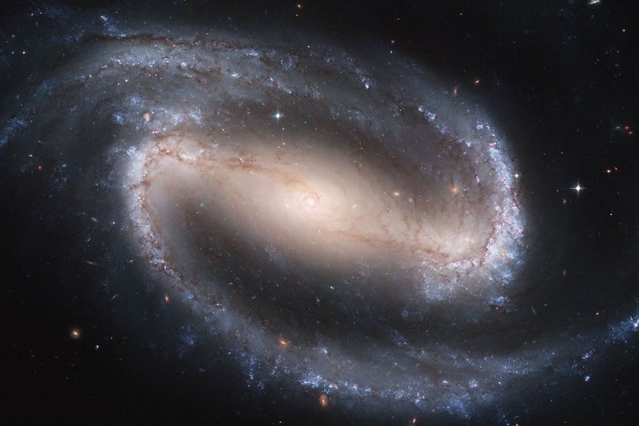 ngc1300barredspiralgalaxy.jpg
