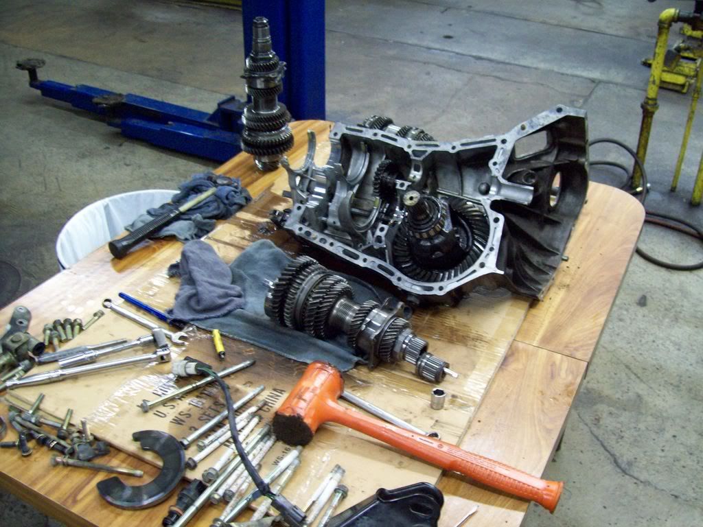 [Image: WrxClutchandgearswap036.jpg]