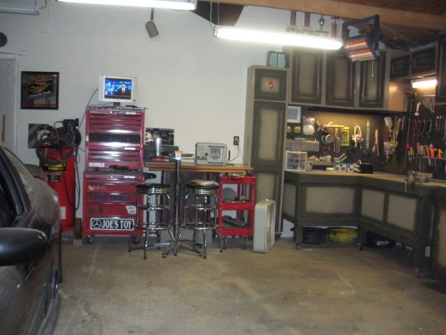 http://i273.photobucket.com/albums/jj226/JoeyBaggs/DSCN0687.jpg