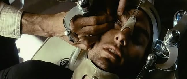 Minority Report(2002)DVDrip(AC3 5 1)ENG(a UKB KVCD Xvid Release by)  keltz preview 1