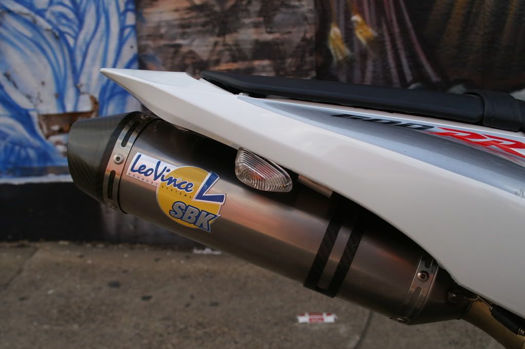 2006 cbr600rr exhaust